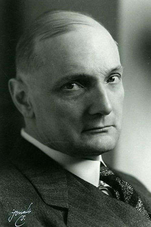 Urban Gad: Film Director & Cinematic Visionary